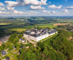 Städtische Museumscamps: Wie man Erholung, Bildung und Kreativität vereint