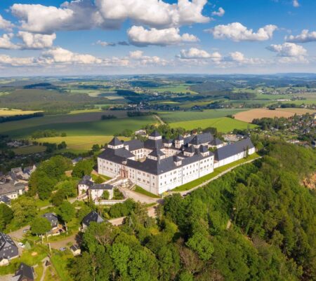 Städtische Museumscamps: Wie man Erholung, Bildung und Kreativität vereint